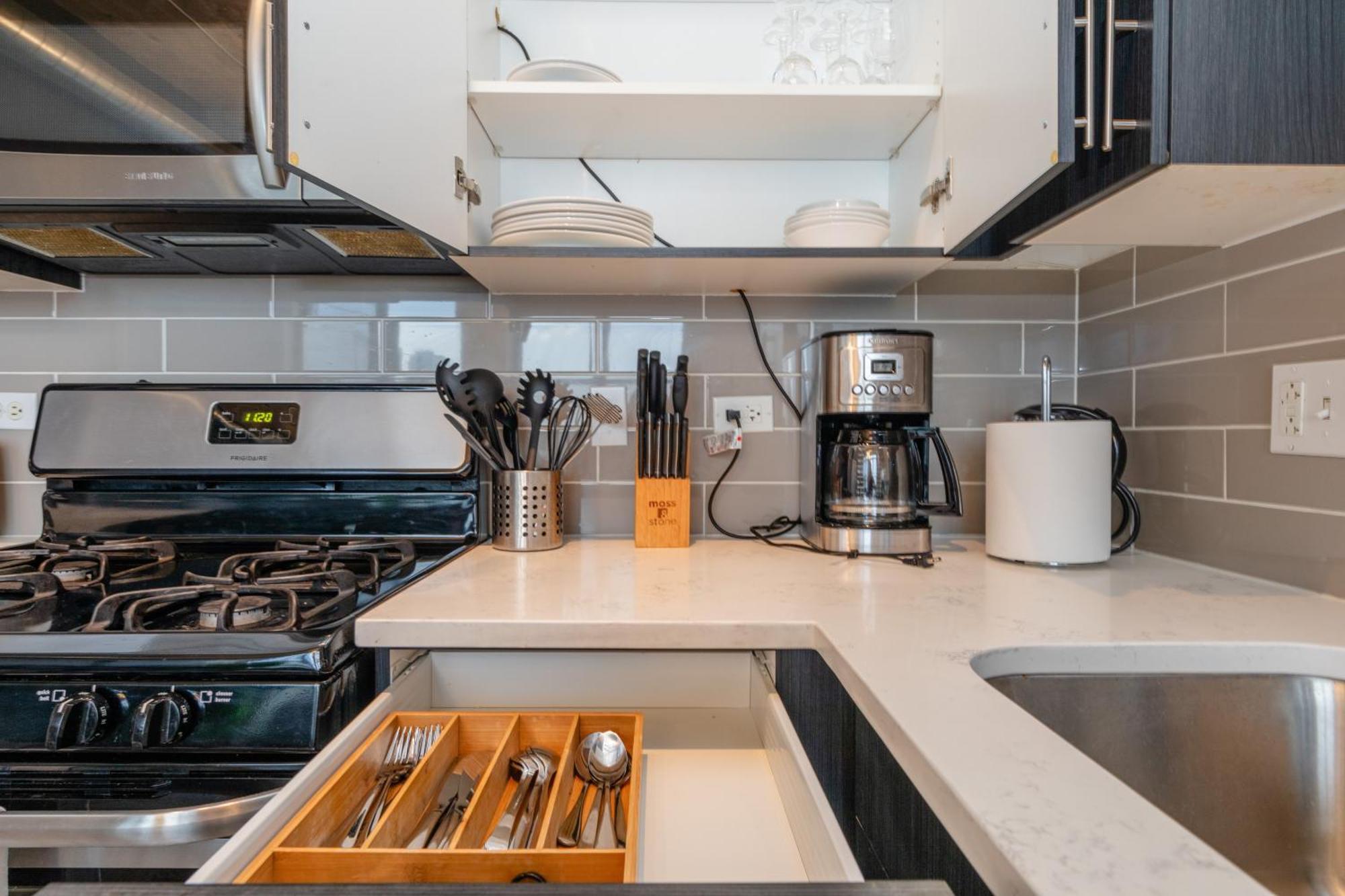 Family Friendly 2Br South Loop Suite With Optional Parking And Gym Access Sleeps Up To 8 Near Mccormick Place And Soldier Field Чикаго Екстер'єр фото